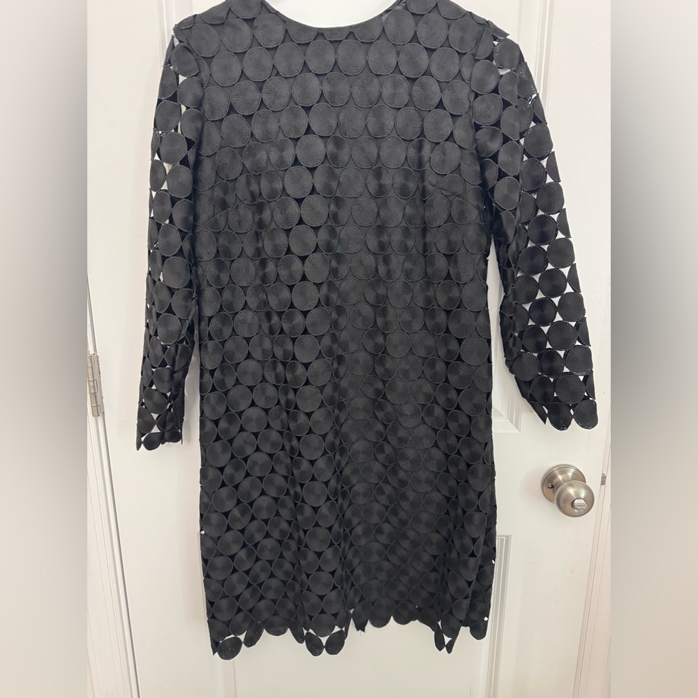 Ann Taylor Black Long-Sleeve Circle-Overlay Shift Dress— Elegant—black